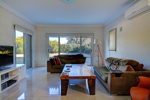 Imagen 18 de 30 de Venta Casa Barrio Talar Del Lago I Tigre, 5 Amb