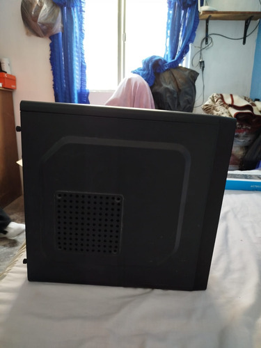 Computadora Intel J4125 8gb Ssd 128gb Monitor 21.5 Microatx (Usado)