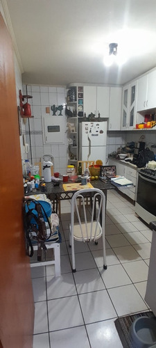 Apartamento Com 2 Quartos +dp E Garagem Fechada.