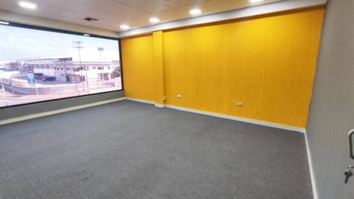 Liliana Martinez Alquiler Galpón Con Área De Showroom Cccvi Castillito San Diego Carabobo