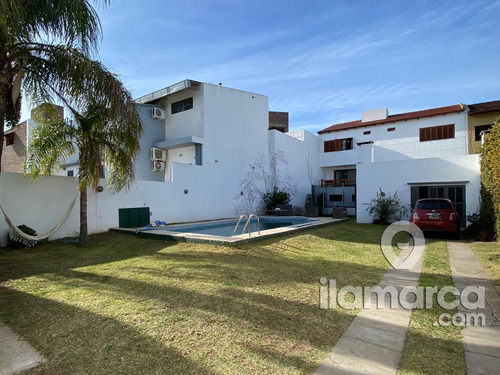Doble Terreno Sobre Lamarca Con Salida Hacia Nazareth