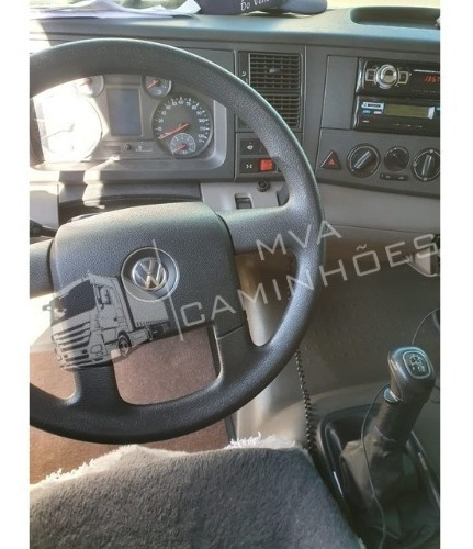 Imagem 7 de 11 de Caminhão Volkswagen 25-390 - 6x2 T Teto Alto