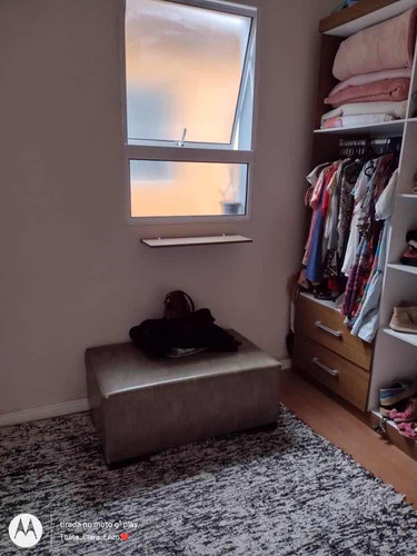 Casa Térrea Reformada Com Closet, Suite, Dois Dormitórios