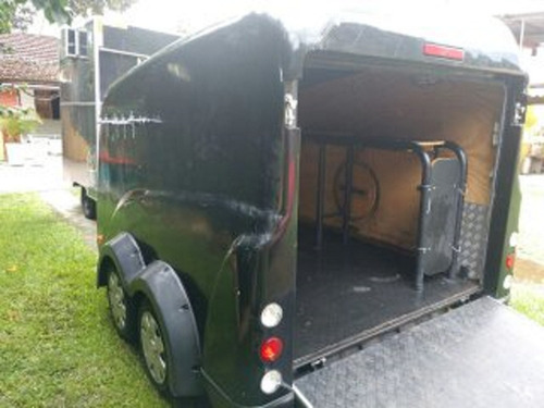 Imagem 3 de 15 de Boxcar Beertruck - Chopp Ou Cerveja Geladíssimos!!!