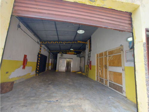 Vendo Galpon 420m2 En El Pueblo Del Hatillo 5715
