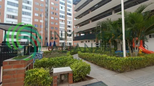 Apartamento En Venta En Miraflores. Cod V61674