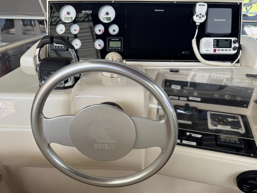 Ferretti 55 / 2002 Com Motores Volvo D13-900