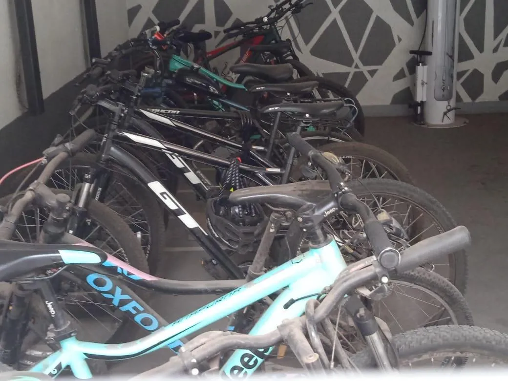 Imagen 4 de 28 de Todo A La Mano, Metro V Valdes A 20 Pasos Condominio