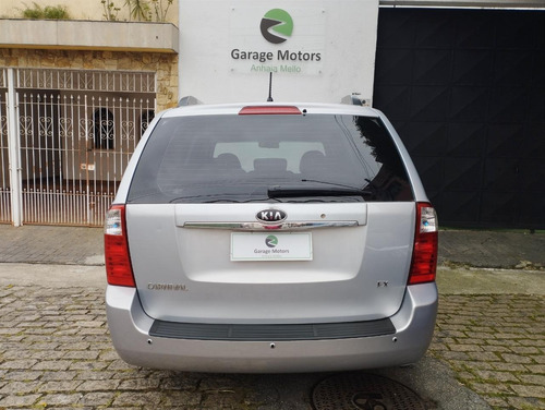 Imagem 4 de 13 de Kia Carnival Ex 3.8 (aut) Gasolina Automático