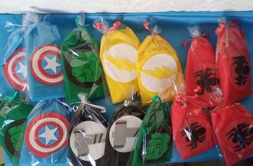 Imagen 7 de 10 de Hulk Antifaz Los Vengadores Mas Capita Tnt Combo Goma Eva