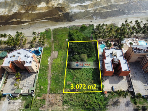 Remax Vende Terreno En Tucacas. Ubicado Frente Hotel Hesperia, Frente Al Mar.
