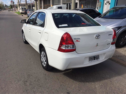 Toyota Etios 2015 1.5 Xs 4 P Con 18.600km