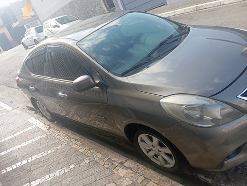 Nissan Versa 1.6 16v Sl Flex 4p