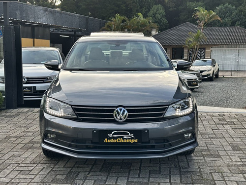 Volkswagen Jetta JETTA Highline 2.0 TSI 16V 4p Tiptronic