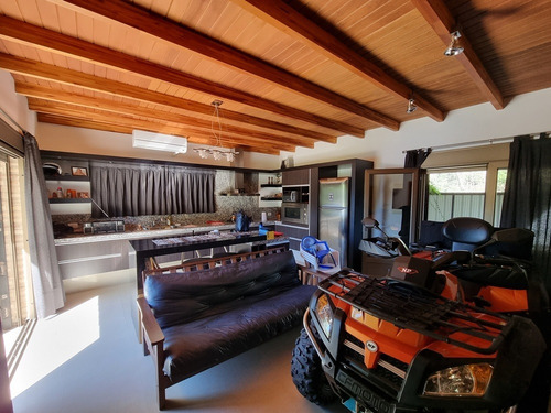 Bella Casa Con Fondo Al Río Balneario En Talahuasi, Exclusivo Y Con Mucho Potencial, Fabulosa