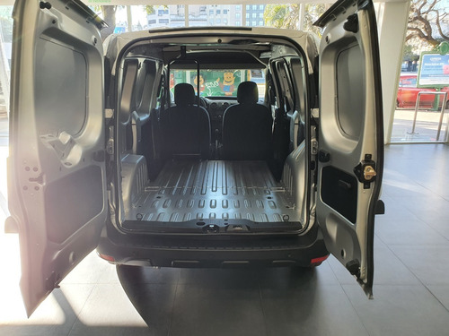 Imagen 13 de 20 de Renault Kangoo Confort 2 Asientos Furgon Nafta 2022 M