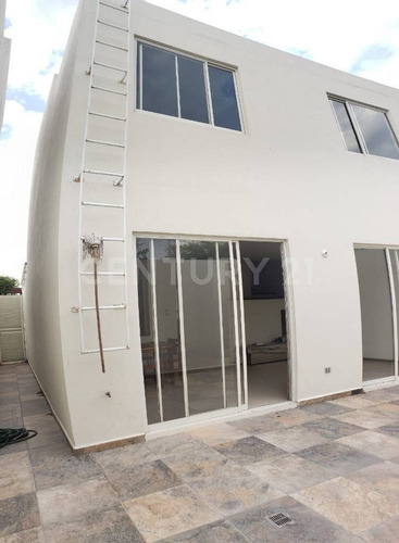 Imagen 5 de 30 de Se Vende Casa En Senda Real Celaya Guanajuato