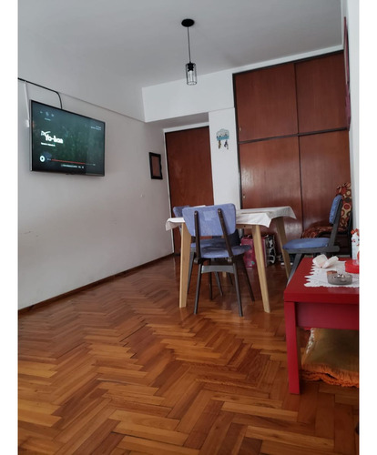 Alquiler Monoambiente Floresta Montecastro Frente Balcon