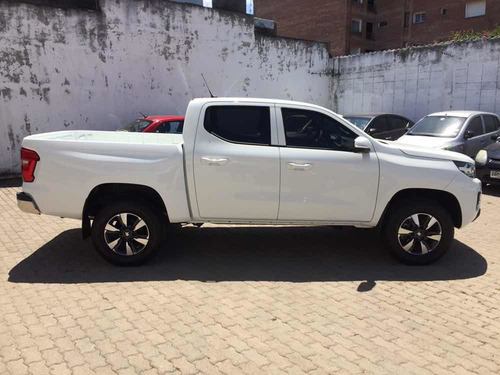 Imagen 3 de 15 de Peugeot Landtrek 2.4 Turbo Active 4x2