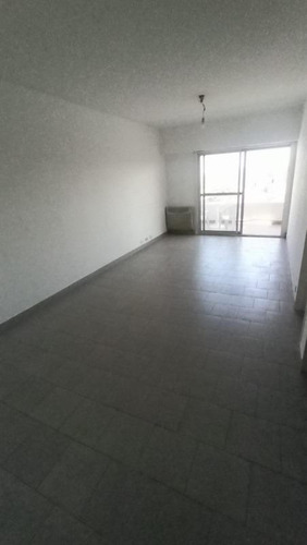 Imagen 1 de 12 de Departamento Monoambiente - 1 Baño 1 Cochera - 39mts2 - Floresta