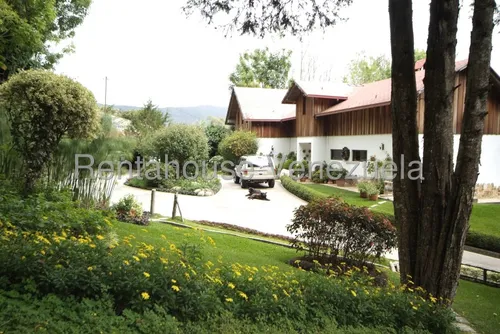Casa En Venta La Colonia Tovar