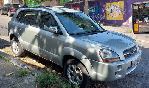 Hyundai Tucson 2.0 Gls 4x2 Aut. 5p