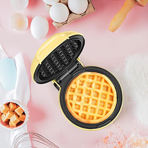 Holstein Housewares Personal Non-stick Waffle Maker, Amarill
