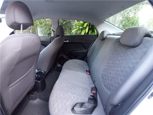 Imagem 9 de 13 de Hyundai Hb20s 1.6 Comfort Plus 16v Flex 4p Manual