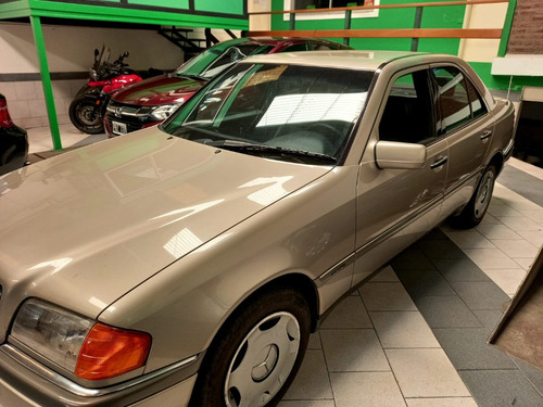 Mercedes-Benz Clase C 1.8 C180 Elegance