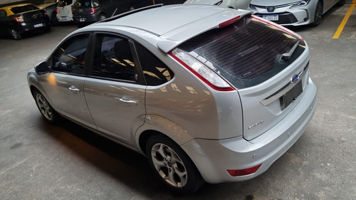 Ford Focus 2 2.0 Ghia At