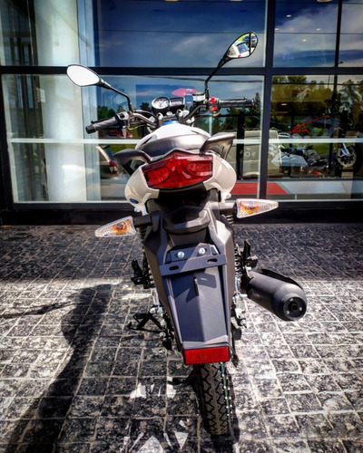 Keeway - Rk 150 Blanco - Benelli Store Pilar - Promo Enero