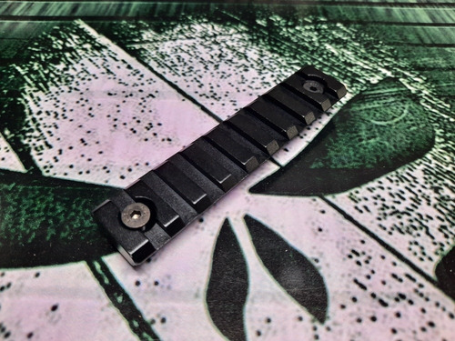 Imagem 2 de 5 de Trilho Airsoft M-lok Metal Pronta Entrega 20/22 Mm