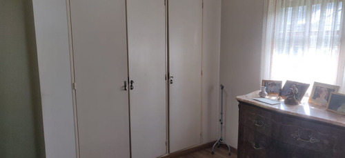 Chalet Impecable En Zona Residencial.
