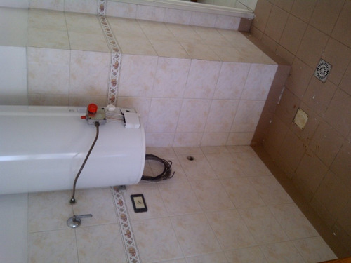 Depto De 2 Ambientes Moderno Con Balcon En 4º Piso.