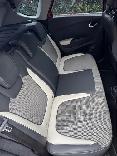 Renault Captur 2.0 Intens Automática