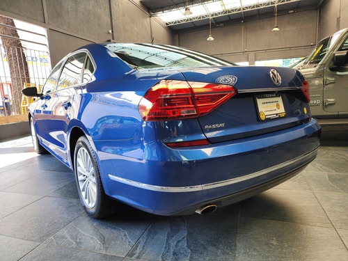 Volkswagen Passat 2.5 Tiptronic Highline At