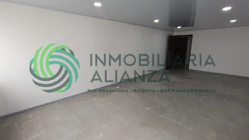 Oficina En Arriendo En Centro. Cod A10625