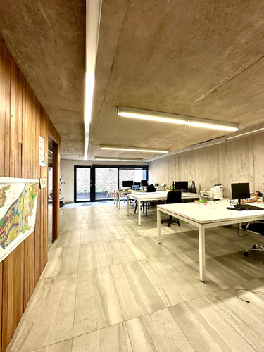 En Vitacura: Premio 100 Obras Más Influyentes A Nivel Global