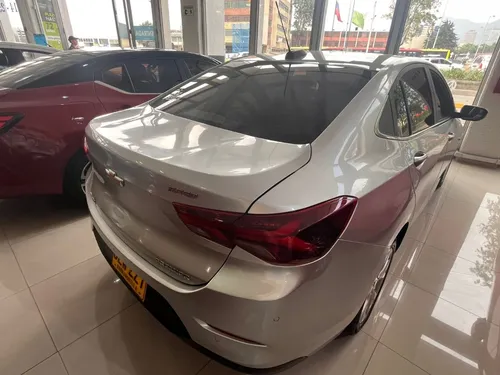 Chevrolet Onix 1.0T Premier At