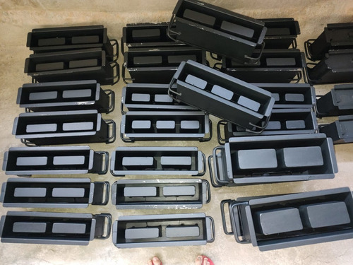 Forma Fazer Blocos 10 (09x19x39cm) Cimento Concreto 3 Furos