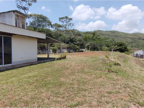 Venta De Casa De 3290mts2 En Jamundí, Jamundí 9591.