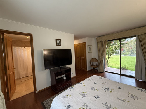 Casa En Venta De 3 Dorm. En Calera De Tango. Camino Lonquen