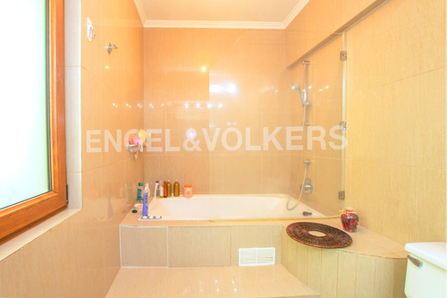 Arriendo Gran Casa En Las Condes, Quinchamalí