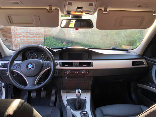 Bmw Serie 3 2.5 325i Sedan Executive 2010