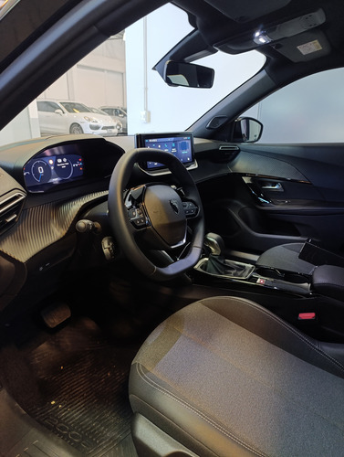 Peugeot 2008 1.0T Allure