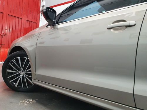 Imagen 13 de 14 de Volkswagen Vento Sportline 2012 2.0 Tsi Dsg Smart Garage