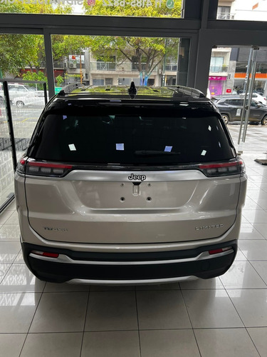 Imagen 7 de 17 de Jeep Commander Limited Gris #11