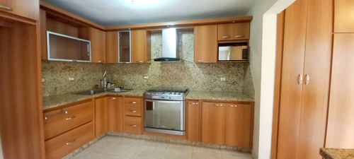 Se Alquila Townhouse En San Diego, Conjunto Brisas Del Valle