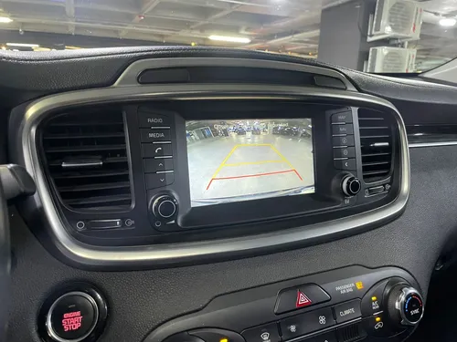 Kia Sorento 3.3 V6 EX Piel 7 Pasajeros At