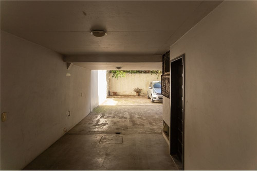Monoambiente Dividido Castelar Con 2 Balcones